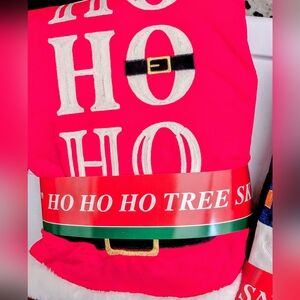 Festive Red 'Ho Ho Ho' Tree Skirt
